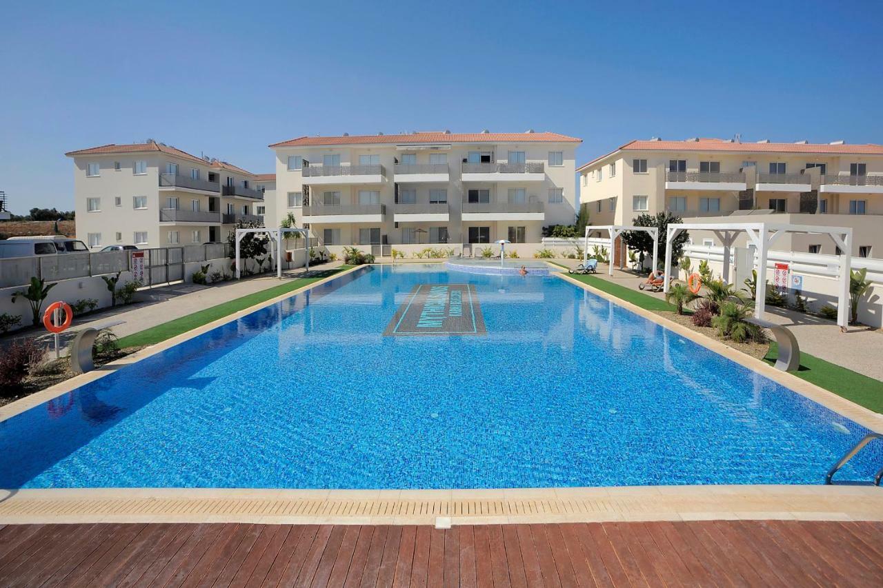 Mythical Sands New Luxury Apartment Paralimni Exteriör bild